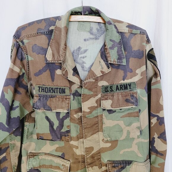 US Army 80s Woodland Camo Combat Jacket 1st CAVALRY Hell on Wheels THORNTON M/S - Picture 2 of 12